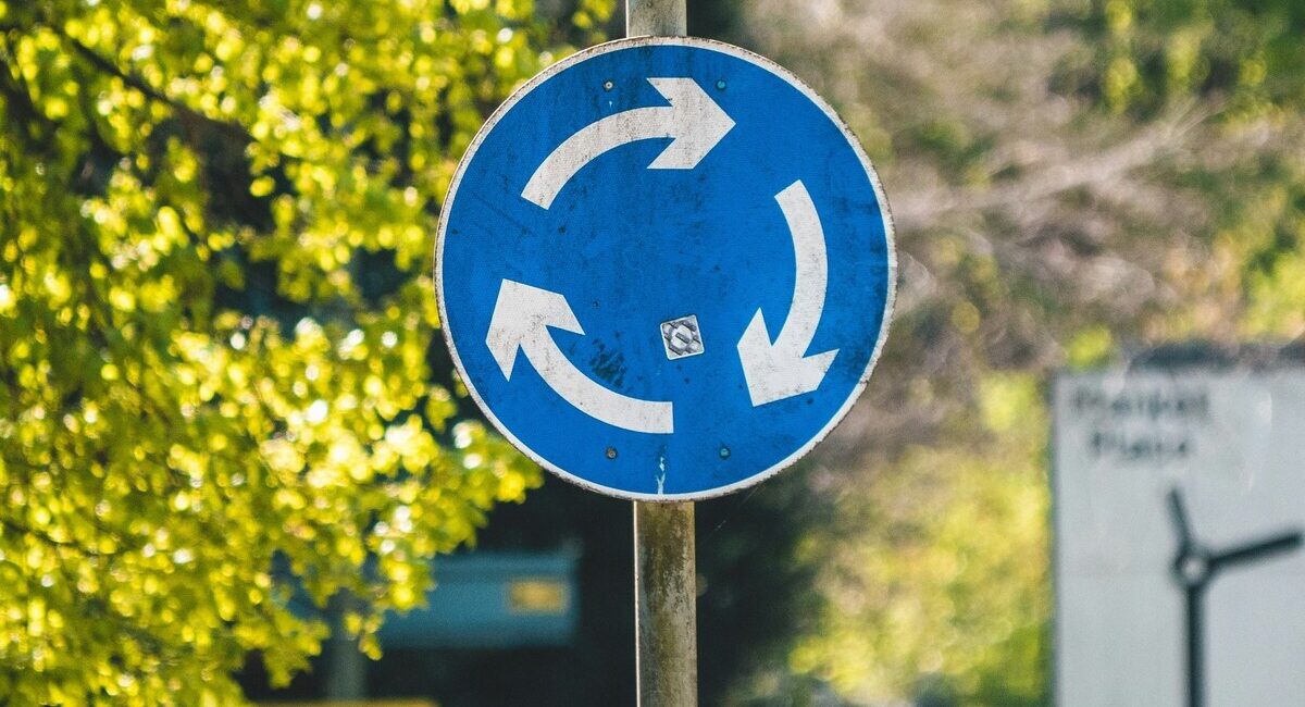 matt-seymour-8X2siC3gSj4-unsplash (1) (1)